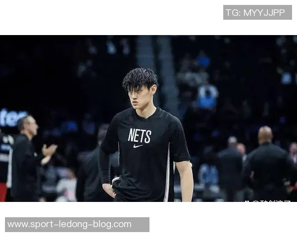 曾凡博缺席比赛引发热议球迷质疑篮网表现与退票问题